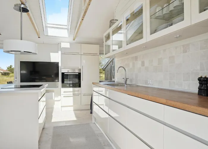 Three-bedroom In Thisted Nørre Vorupør